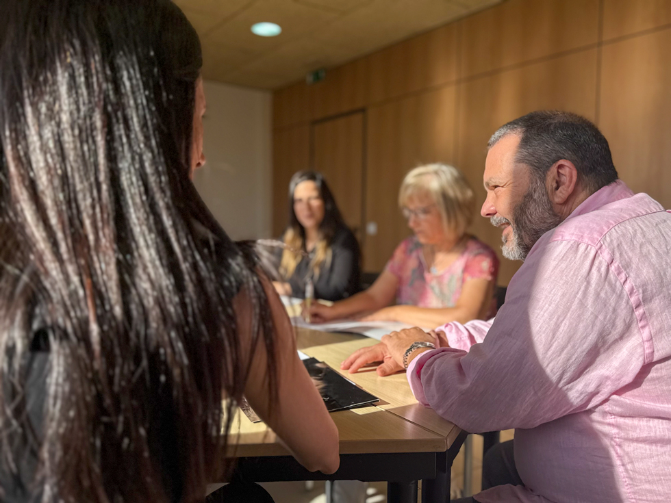 Sanglas-Ribas, Professionals compromesos amb la teva confiança