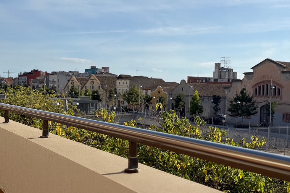 sanglas ribas exteriors contacte 1